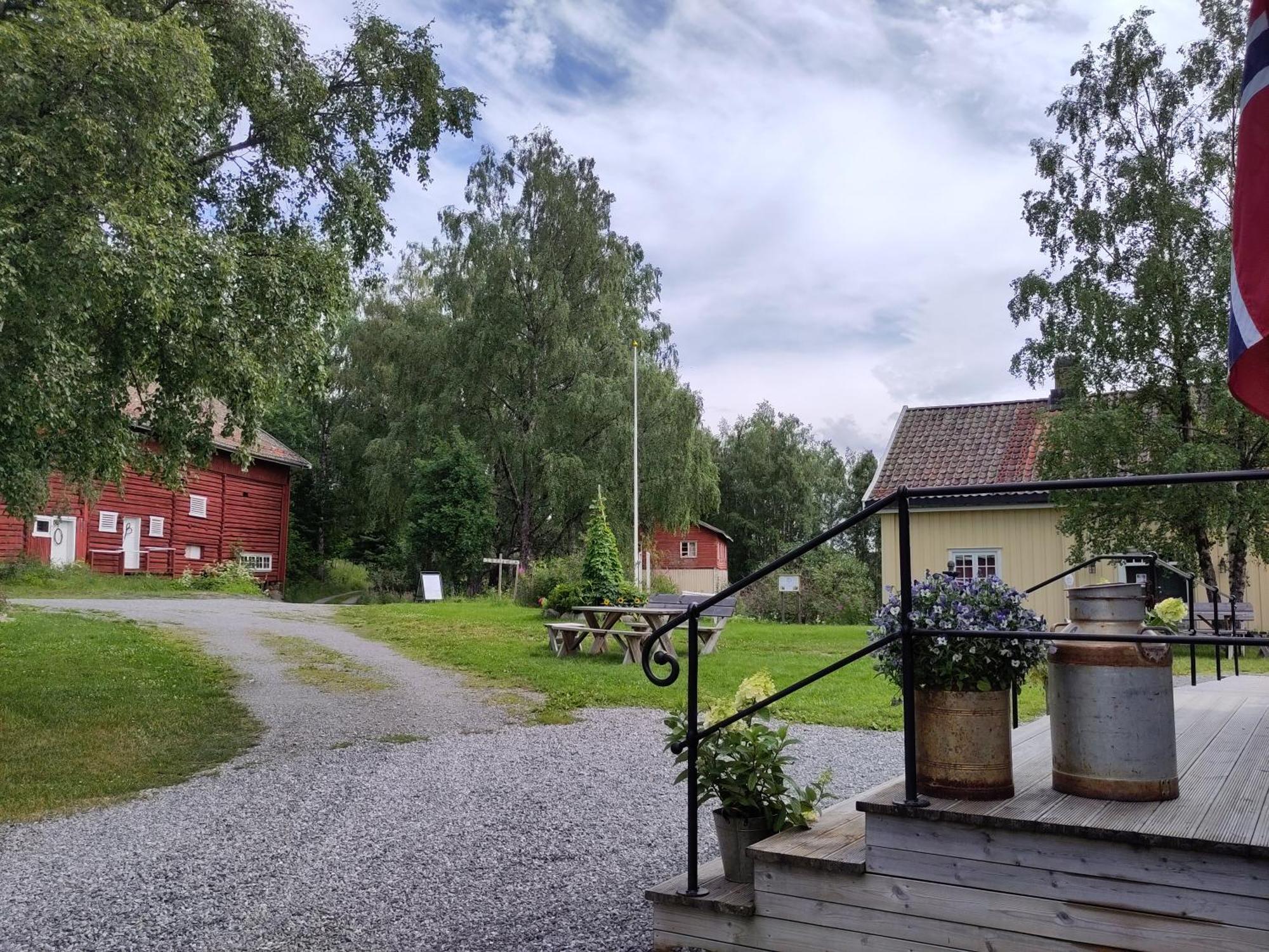 Hotel Granum Gard Fluberg Exterior foto